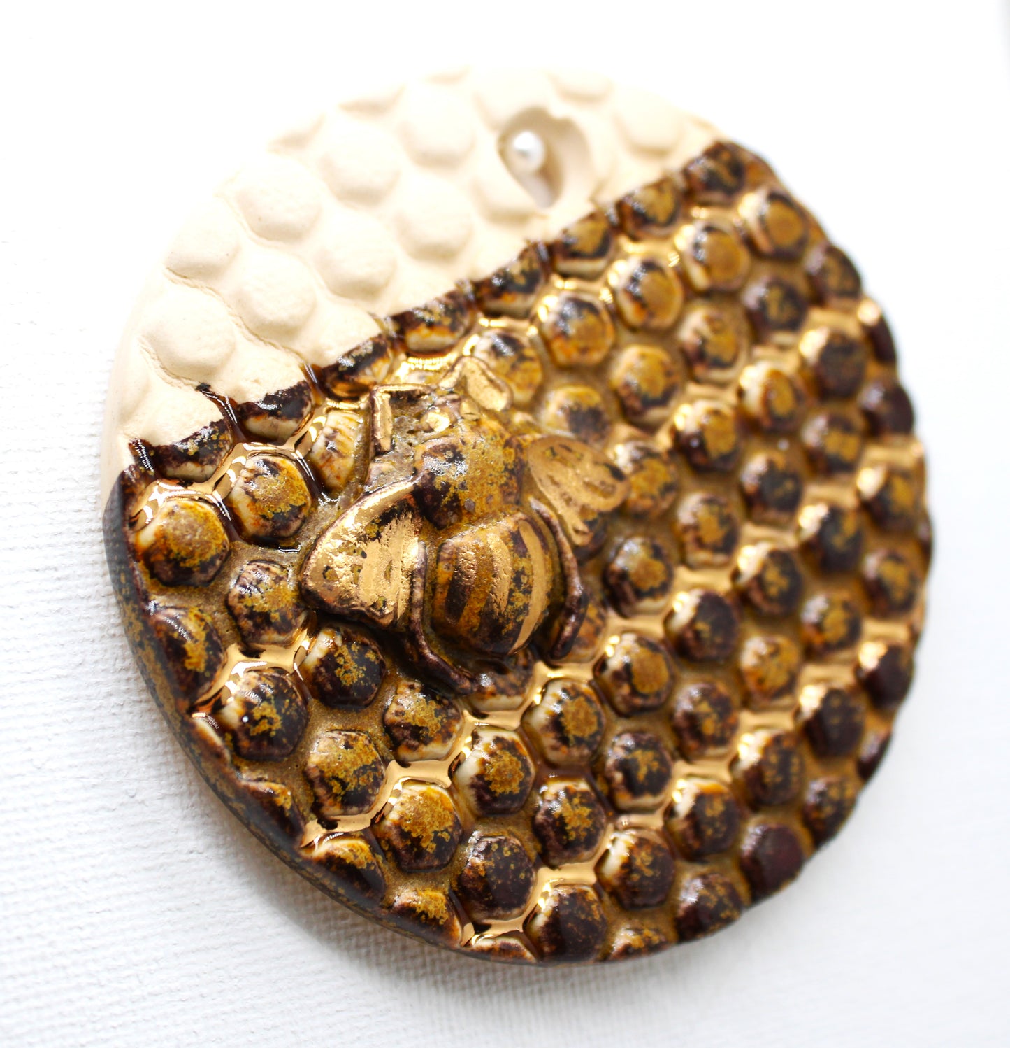 BMix Lustered Bee Wall Hanging